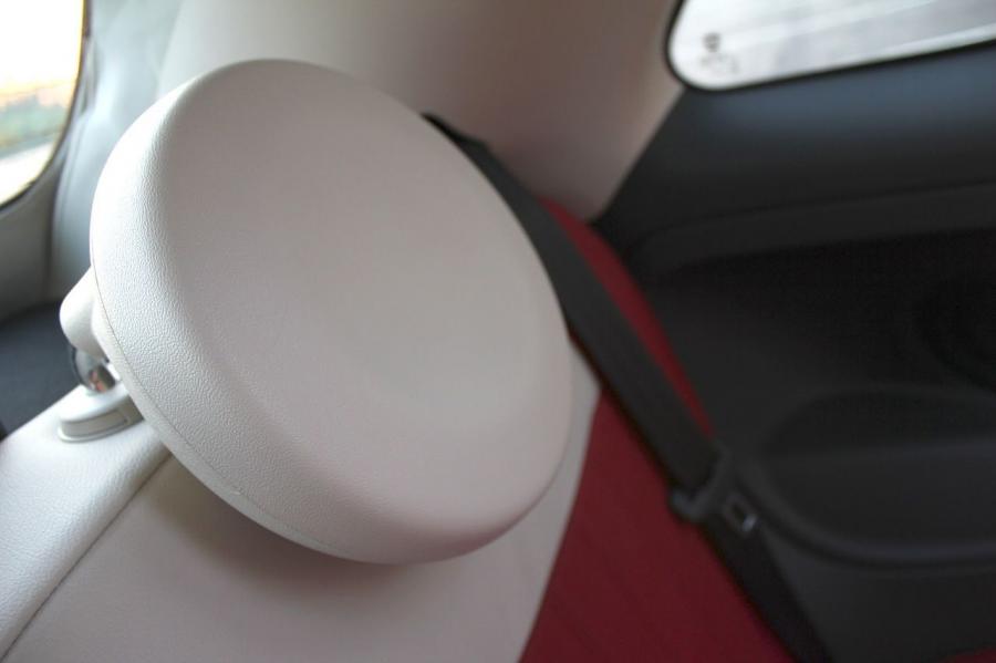  Fiat 500C 2012 года  (фото 58 из 98)